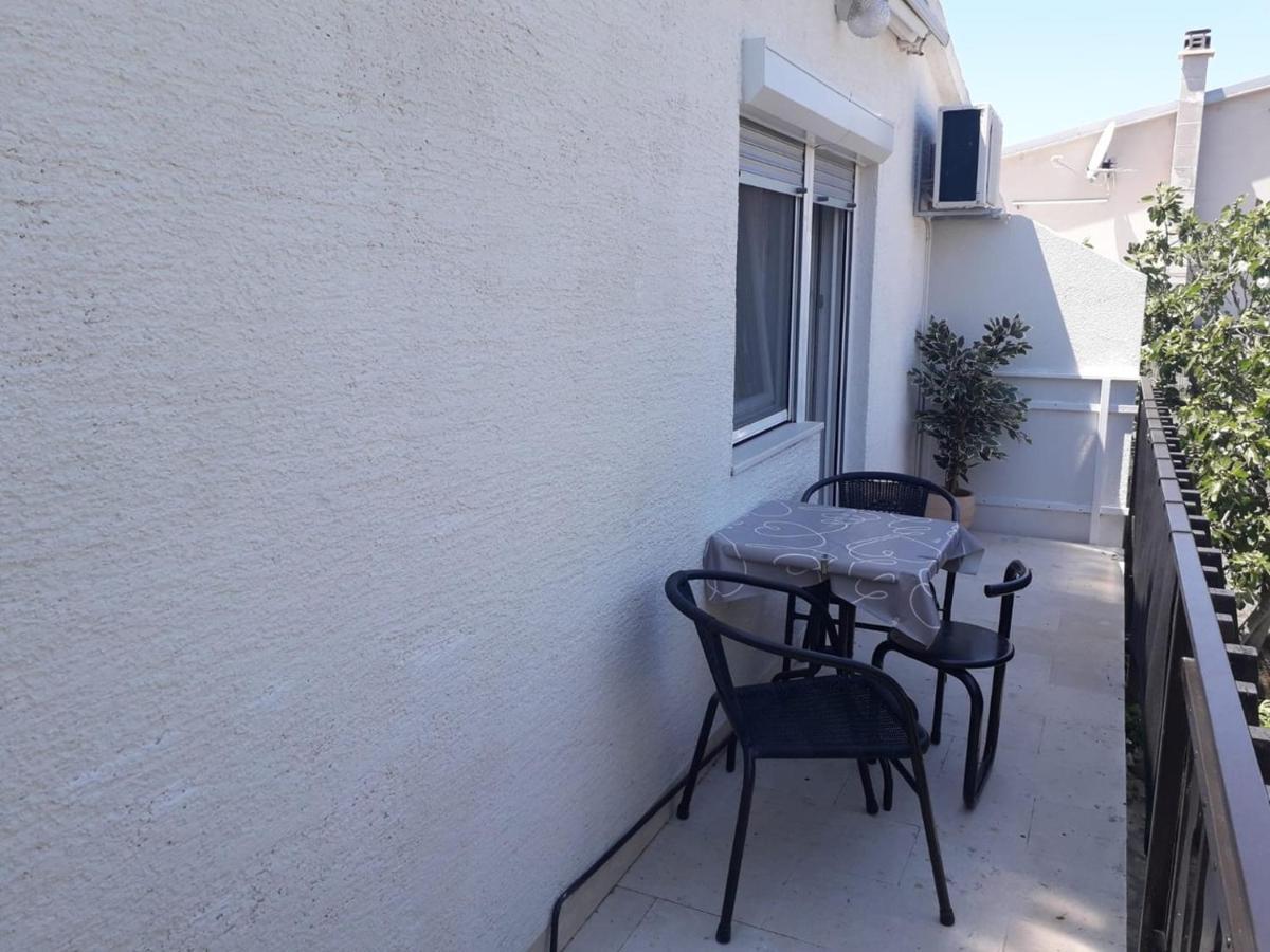 Apartments Carev 1293 Jezera Exterior foto